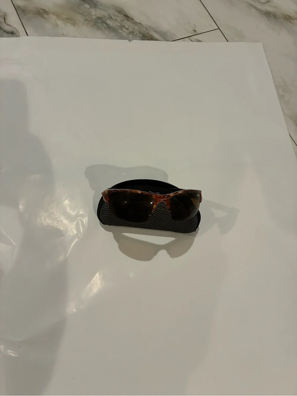 Oakley Tortoise Shell Brown Lens Sport Sunglasses with Case